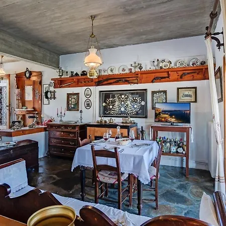 Lilly Traditional Cretan Holiday home Dhrakona (Kolymbari, Chania)