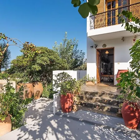 Holiday home Lilly Traditional Cretan Dhrakona (Kolymbari, Chania)